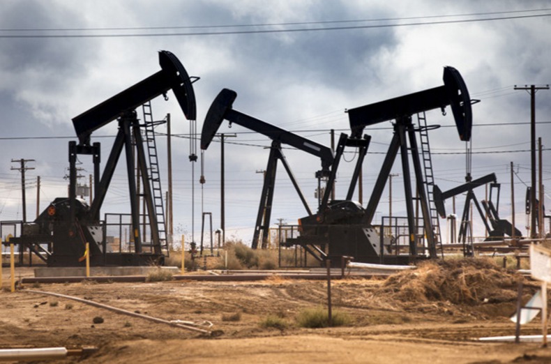 Число нефтегазовых буровых в США в среднем составит 1.015 штук в 2018 году и 1.130 в 2019 году.