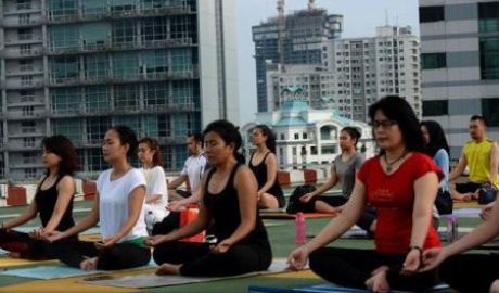 Meditaţia ajută organismul să răspundă mai bine în faţa situaţiilor stresante, conform unui nou studiu.