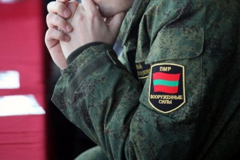Амнистированным молодым людям предписано явиться в военкоматы.