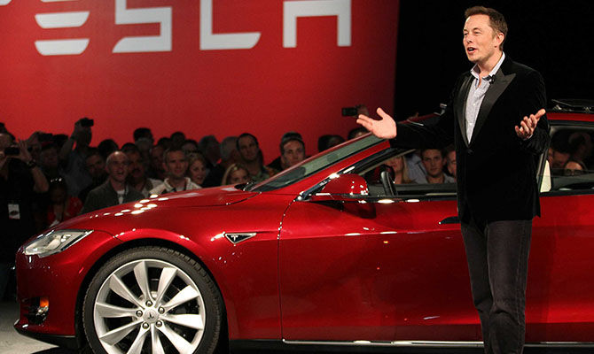 Tesla подняла цены на все свои автомобили.