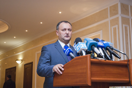 De asemenea, el a spus că PCRM va profita de PLDM pentru a penaliza PD-ul și pentru a-l demite pe Plahotniuc