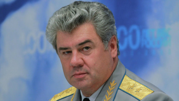 Бондарев подчеркнул, что "Авиадартс" — именно конкурс, призванный продемонстрировать авиационную военно-воздушную выучку экипажей.