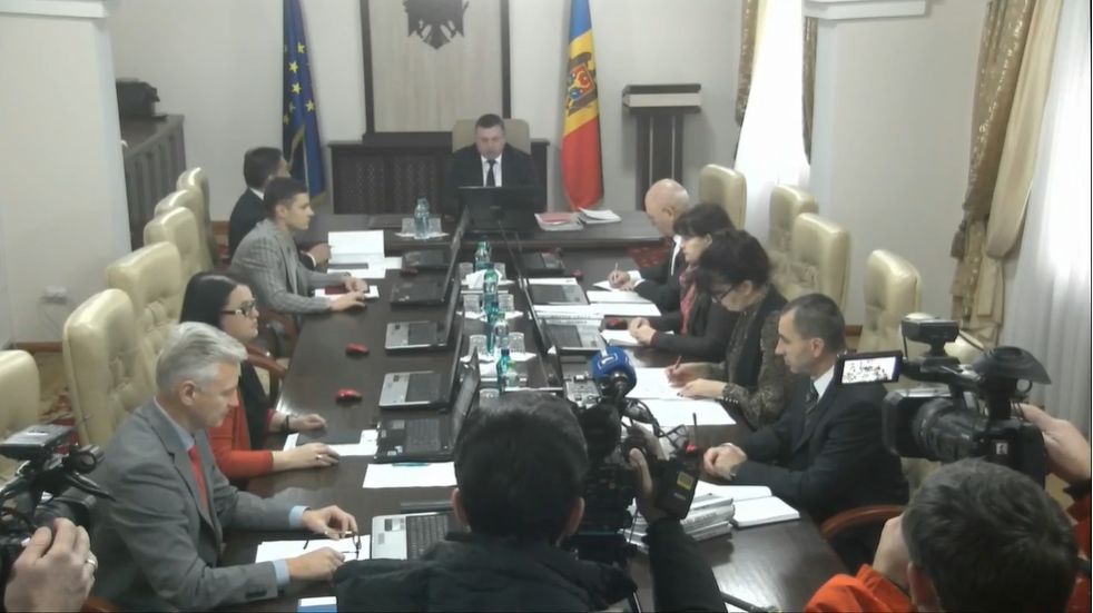 Нагачевски пришел на заседание Высшего совета магистратуры.