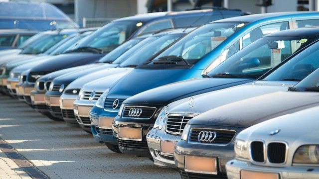 Numărul automobilelor noi înmatriculate în R.Moldova a crescut brusc. Foto simbol: daunatotala.ro