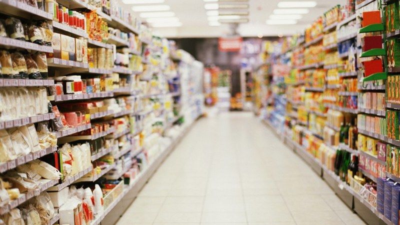 Это уже не первый подобный эксперимент в стране, ранее такие "магазины честности" открылись в нескольких вузах Астаны и Алматы.