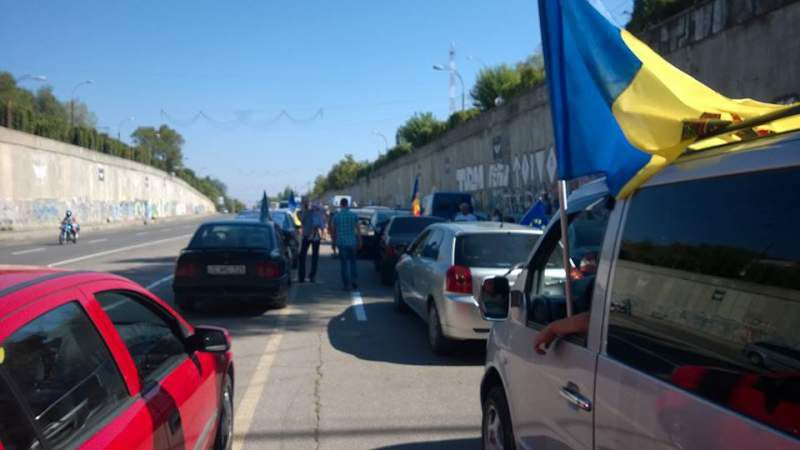 Громкий протест устроили в субботу столичные водители.