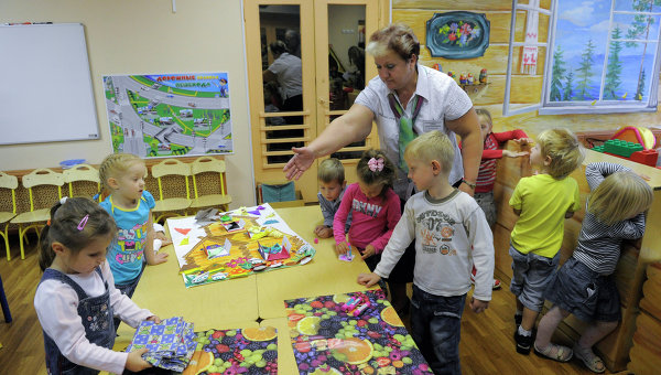 Родители смогут записать своих детей в детский сад до 1 июня. Фото: ria.ru 
