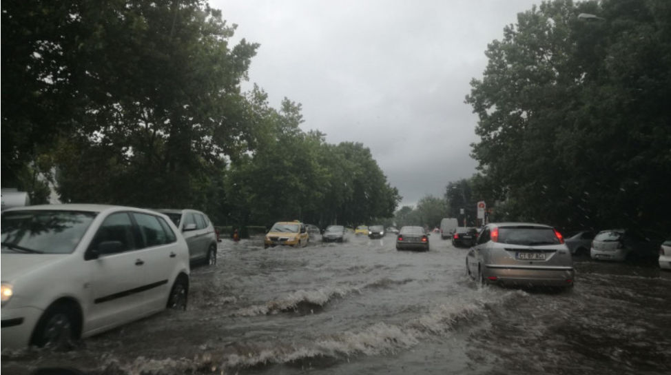 Cod Roșu din cauza riscului de inundații, emis în România.