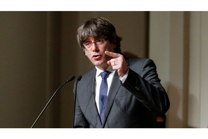 Puigdemont nu exclude organizarea de noi alegeri în Catalonia