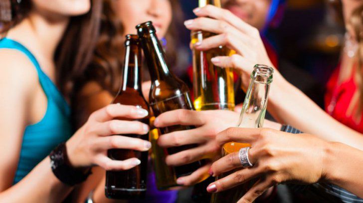 41% dintre băutorii moderaţi au murit prematur, în timp ce în rândul voluntarilor care nu consumau deloc alcool acest procent a fost de 69%.