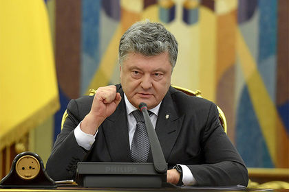 Порошенко передумал лишать крымчан украинского гражданства.