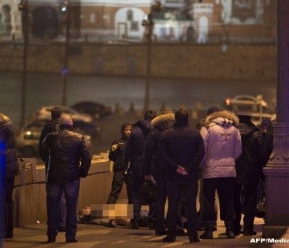 Unul dintre suspectii inculpati pentru implicare in asasinarea opozantului rus Boris Nemtov, Zaur Dadaiev, a pledat vinovat, a anuntat duminica judecatorul, citat de Sputnik.