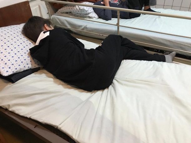 В Бельцах ученица 4-го класса избила мальчика до сотрясения мозга.