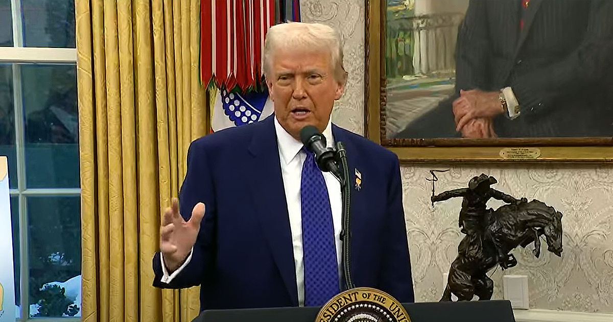 Trump a evitat să răspundă dacă consideră Ucraina un participant egal la negocieri.