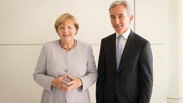 Leancă s-a întâlnit cu Merkel în prag de campanie electorală. Foto: facebook // Iurie Leancă