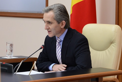 Премьер-министр также предложил определить потенциальных инвесторов проекта строительства кольцевой дороги.