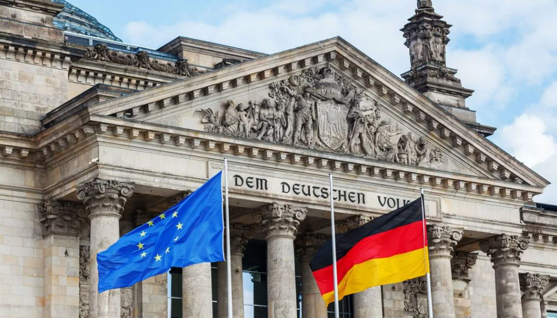 В Германии сообщили об усилении иранского шпионажа после протестов.