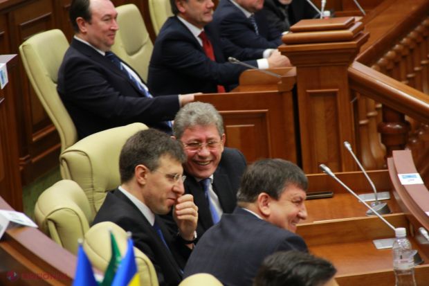 Nu e vorba de Angela Merkel în persoană, dar de o figură din ceară care o întruchipează pe cea mai influentă femeie din lume. Foto: ziarulnational.md