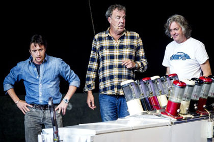 Top Gear — популярная британская телепередача об автомобилях, которая выходит в эфир с 1977 года.