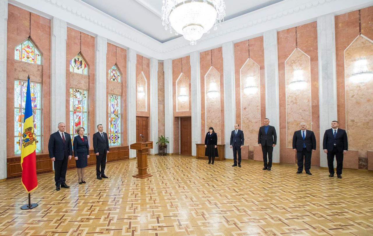 Министры, выдвинутые ДПМ, принесли присягу.