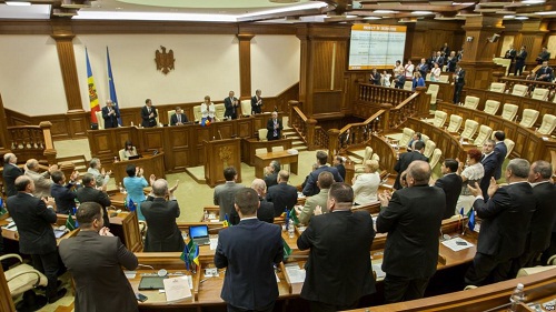 Фракцию Либерально-демократической партии возглавил Владимир Филат, вице-председатель – Валериу Стрелец, секретарь – Ангел Агаки.