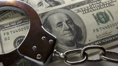 Как сообщили в полиции, фирма нанесла государству ущерб в размере нескольких десятков тысяч леев.