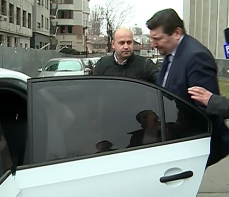 Ministrul Agriculturii, Eduard Grama a fost transportat in izolatorul Centrului National Anticoruptie.