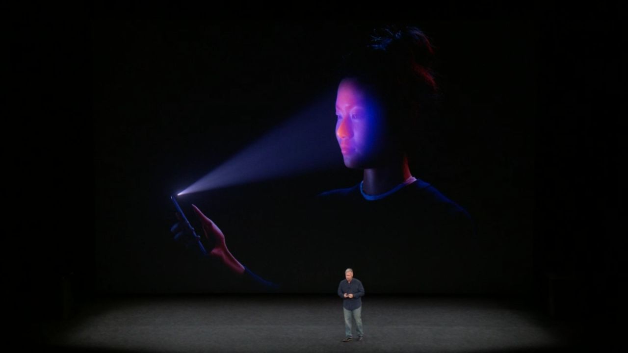 iPhone X, primele controverse după lansare. 
