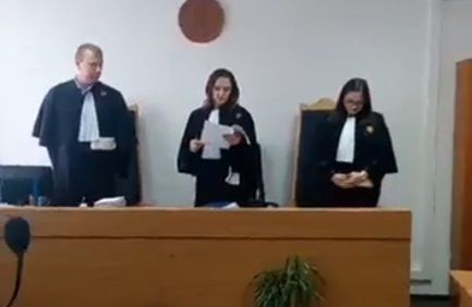 Магистраты решили, что члены так называемой "группы Петренко" будут находиться под судебным контролем еще 30 дней.