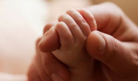 Bărbaţii din Republica Moldova, angajaţi în câmpul muncii, vor beneficia de concediu paternal de 14 zile la naşterea copilului.