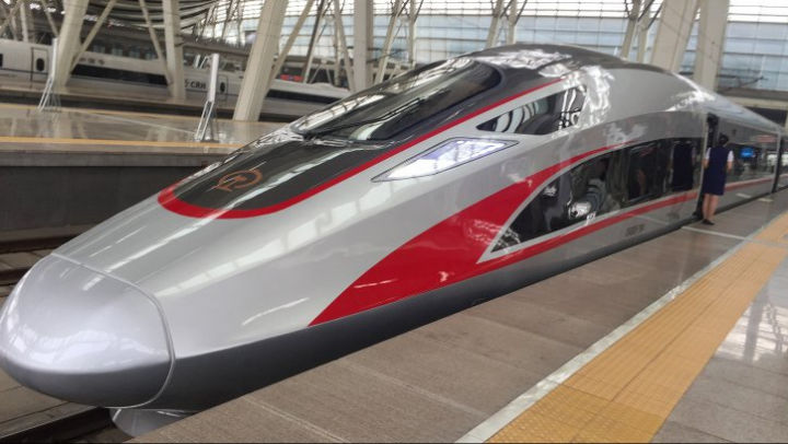 Cele mai rapide trenuri din lume au început de astăzi să circule în China. 