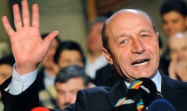 Президент Румынии Траян Бэсеску официально объявил о разрыве с либерал-демократами. 