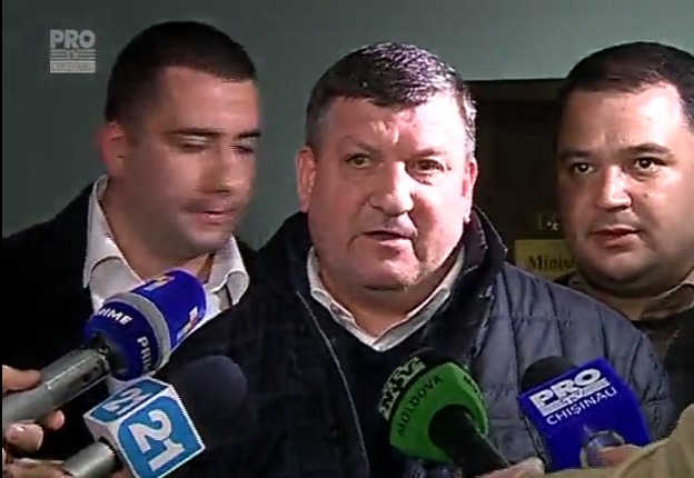 Министр транспорта Юрий Киринчук задержан на 72 часа по подозрению в коррупции.
