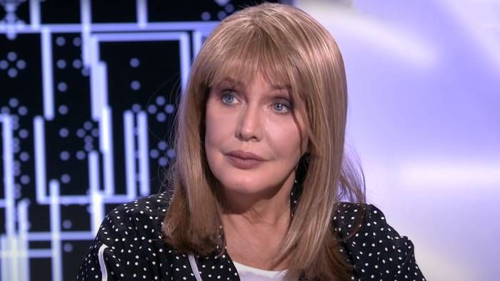 Актриса Елена Проклова госпитализирована в реанимацию в Москве.