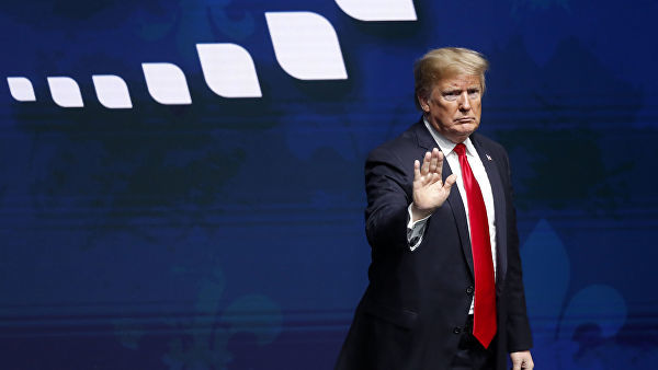 Режим ЧП даст Трампу восемь миллиардов долларов на строительство стены.