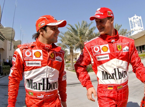 Felipe Massa l-a vizitat pe Schumacher la spitalul din Grenoble intre sesiunile de antrenamente de la Jerez si Bahrain pentru noul sezon din Formula 1.