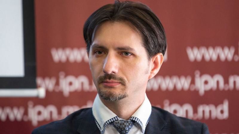 Специалист Expert-group Сергей Гайбу.