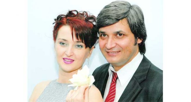 Valentina, soţia naistului Constantin Moscovici, provine tot dintr-un domeniu al artelor - dansul