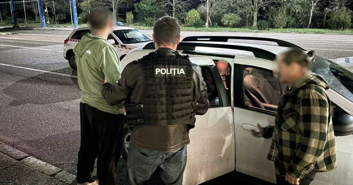 На КПП Албица задержали гражданина Молдовы, которого разыскивает Исландия.