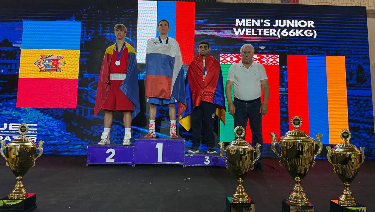 Молодёжная сборная Молдовы по боксу завоевала четыре медали на чемпионате Европы.