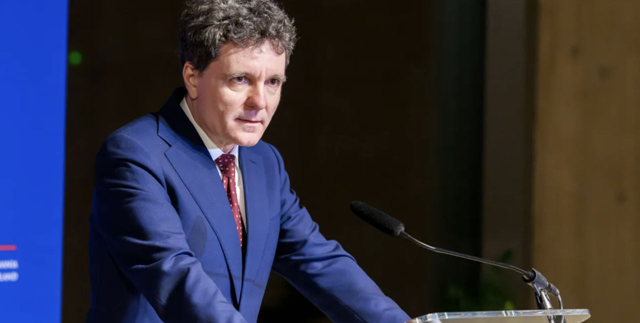 Nicușor Dan va amâna anunțul candidatului la funcția de prim-ministru al României.
