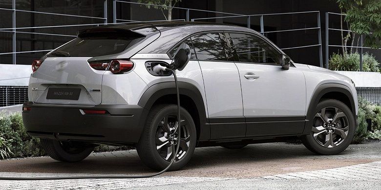 Mazda рассказала о вреде электромобилей с большим запасом хода.