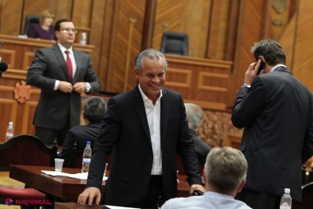 Întreaga mașinărie a lui Vlad Plahotniuc costă cam 150-250 de milioane de dolari pe an.