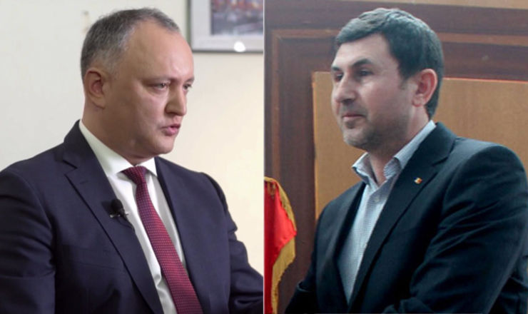 Президент Молдовы Игорь Додон и председатель района Анений Ной Александру Барбэрошие.
