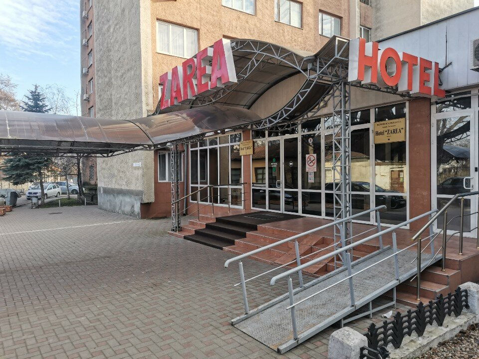 Гостиницу "Заря" выставят на аукцион: начальная цена - 106 млн леев.