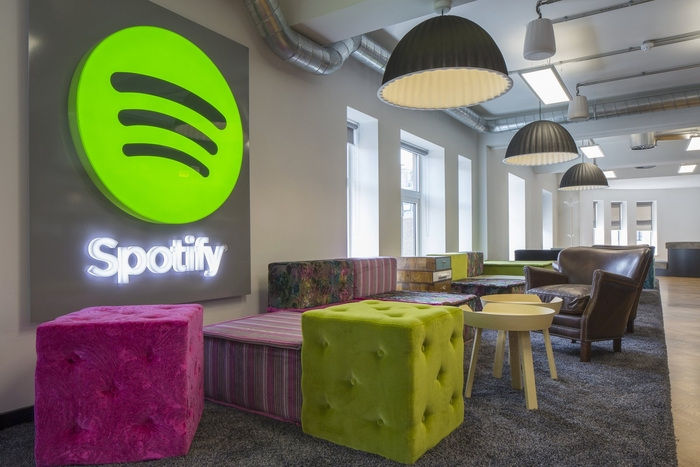 Spotify разрешила сотрудникам выбирать между работой из офиса и дома.