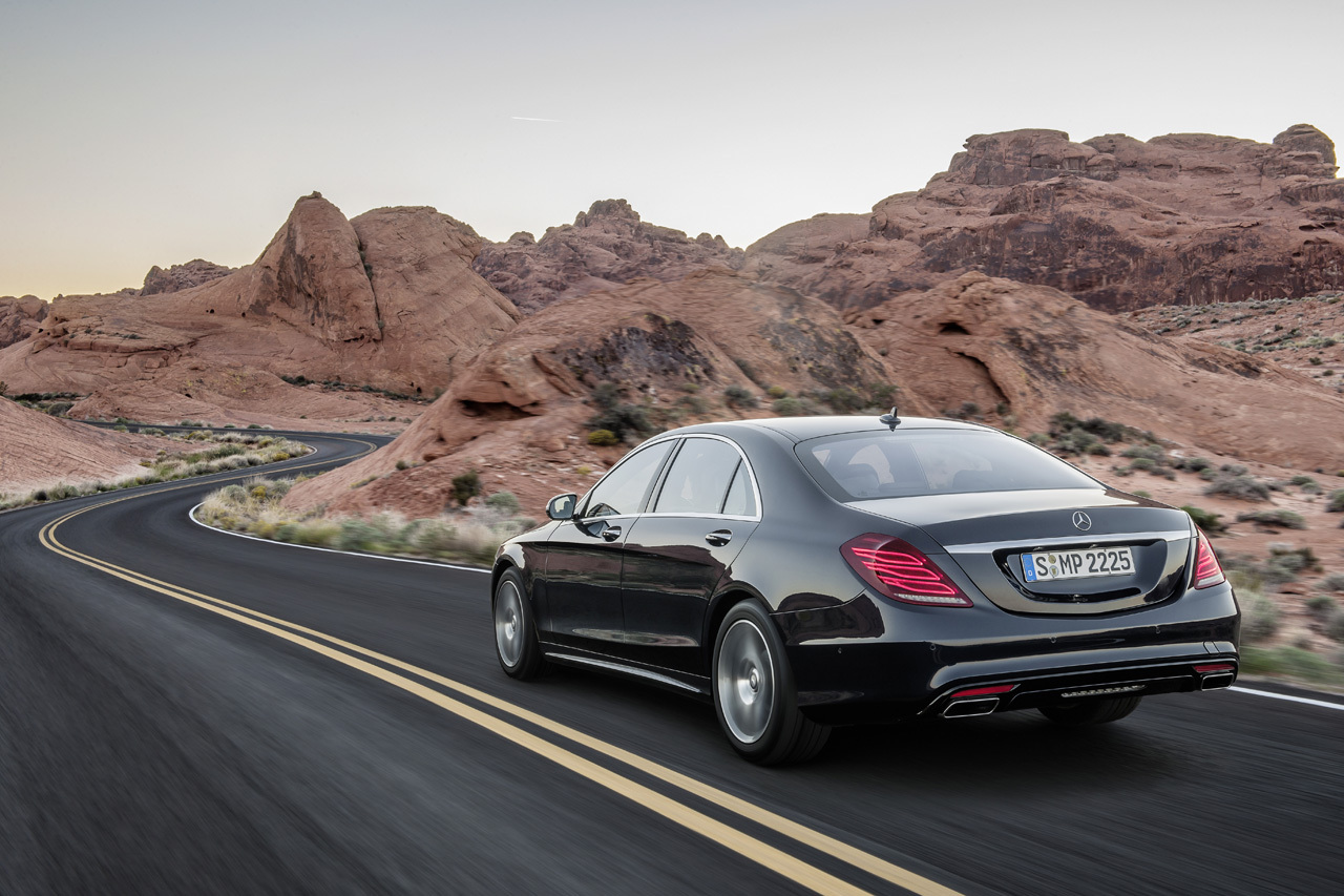 Marele premiu, de Maşina Anului 2014 în China, i-a revenit limuzinei Mercedes-Benz S-Class