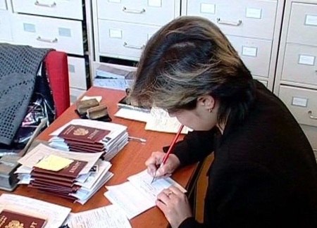 Чтобы усилить работу консульского отдела в Тирасполе, туда уже командированы четыре дополнительных сотрудника. 