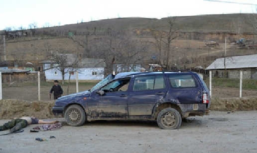 Victima se afla la volanul unui automobil de model W Golf III, nu s-a isprăvit cu ghidajul.