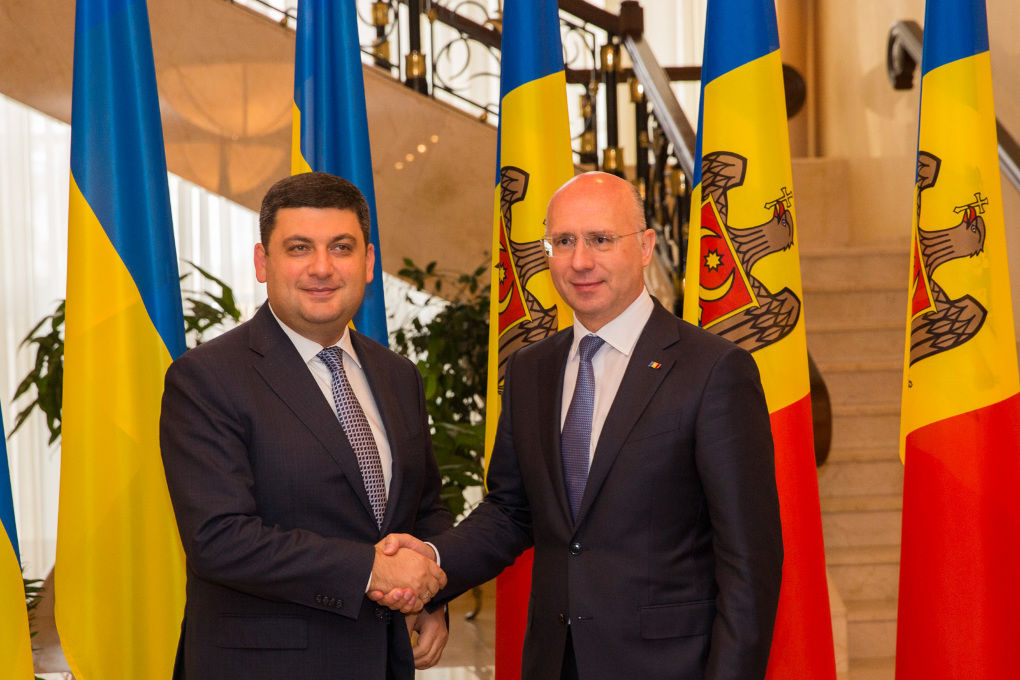 Prim-ministrul Pavel Filip a vorbit la telefon cu omologul său ucrainean, Vladimir Groisman.
